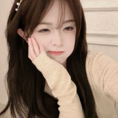 衣柜里的猫